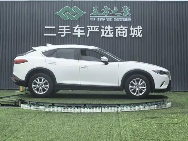 Mazda CX-4 2016