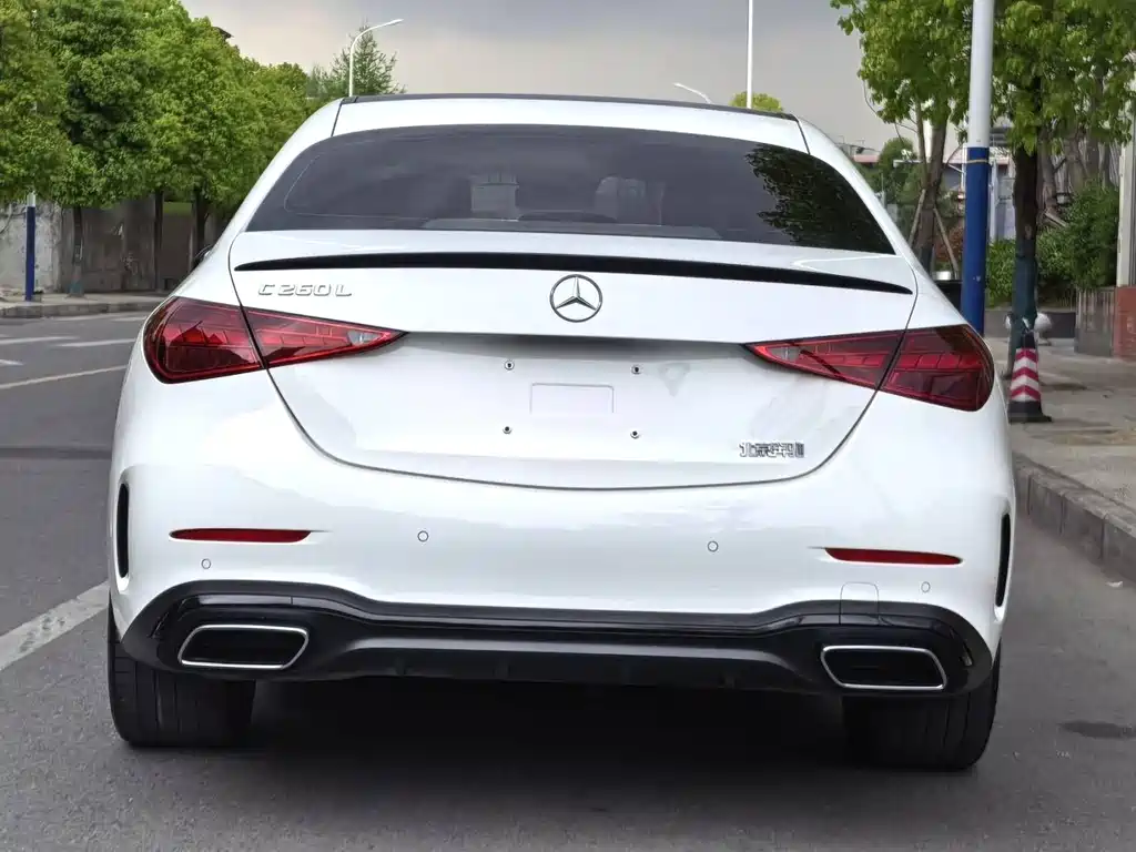 Mercedes-Benz C-Class 2023 — фото 15