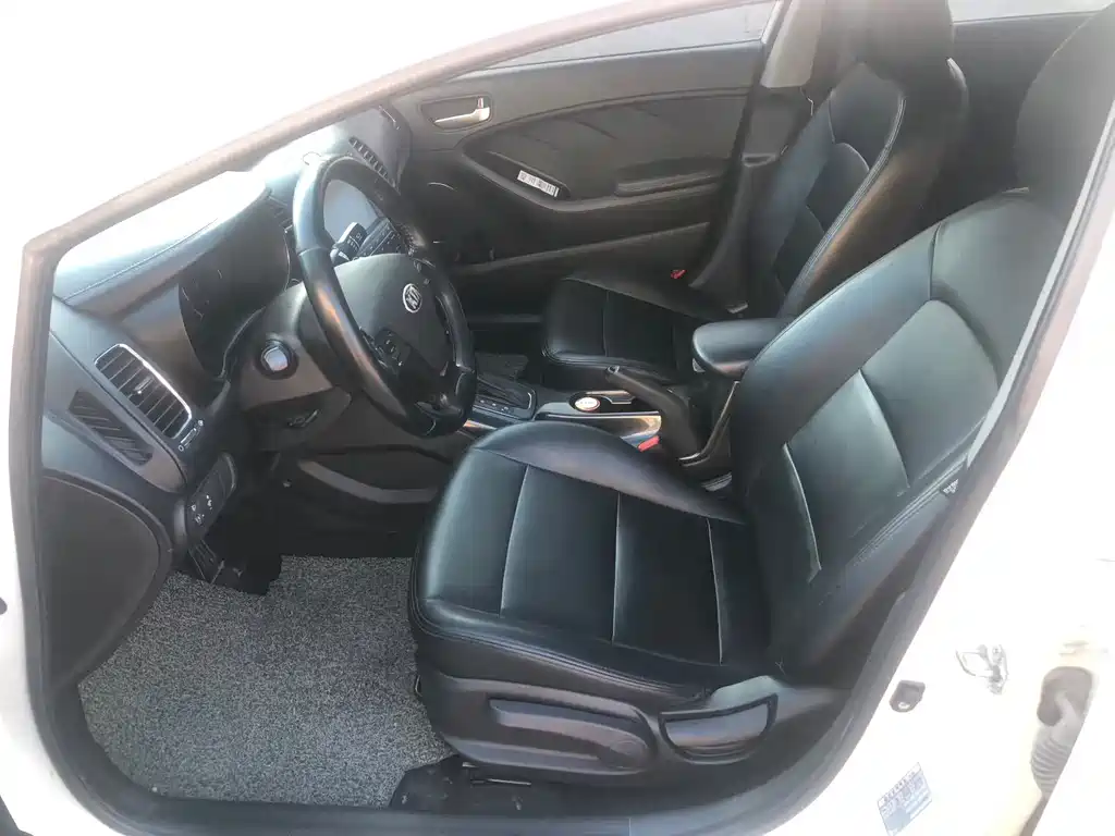 Kia K3 2013