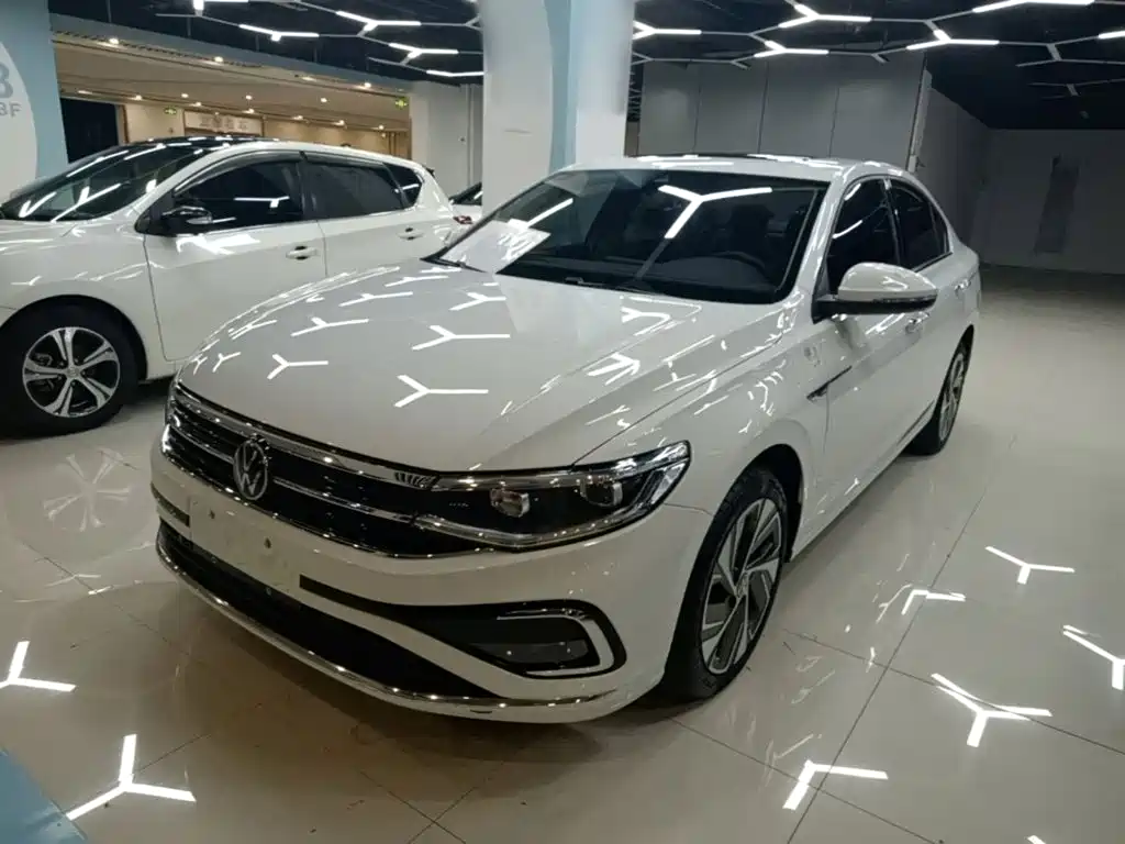 Volkswagen Bora 2024