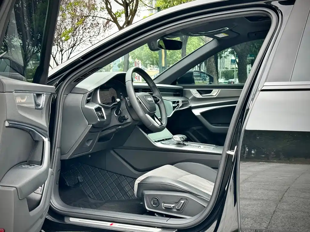 Audi A6L 2023 — фото 8