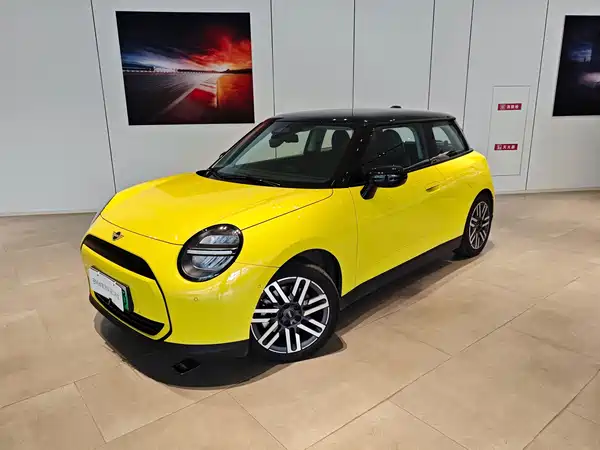 MINI Cooper 2025