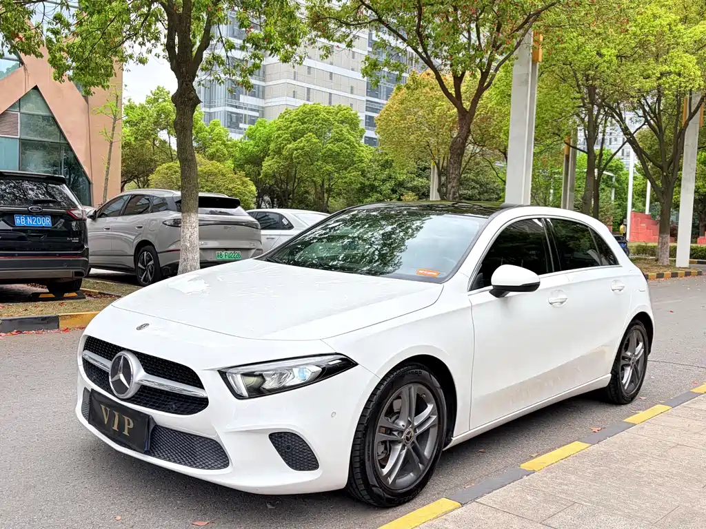 Mercedes-Benz A-Class 2020 — фото 1