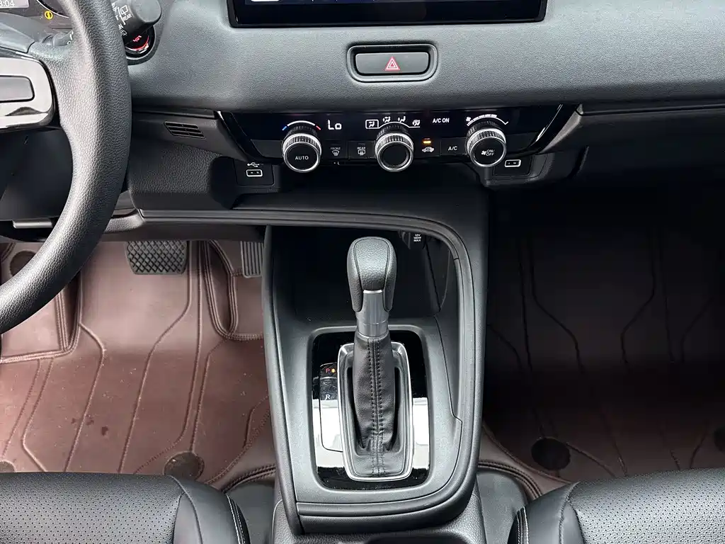 Honda Vezel 2023 — фото 15