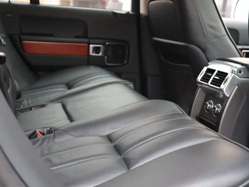 Land Rover Range Rover 2011 — фото 12