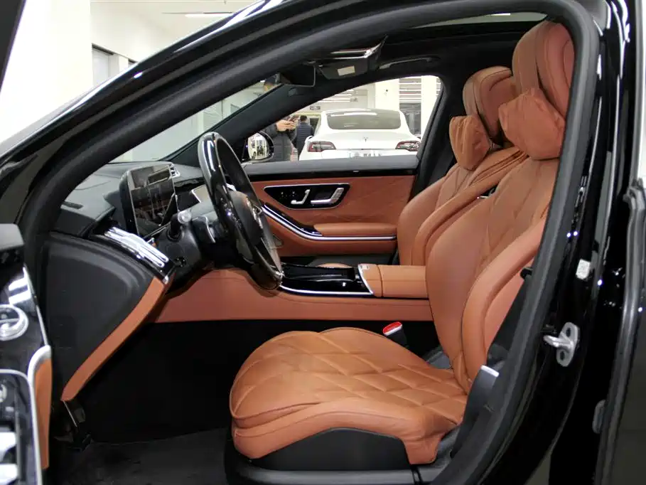 Mercedes-Benz Maybach S-Class 2024