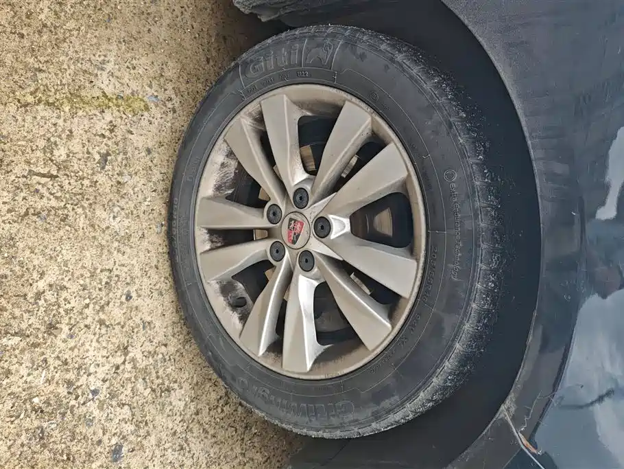 Roewe 360 2016