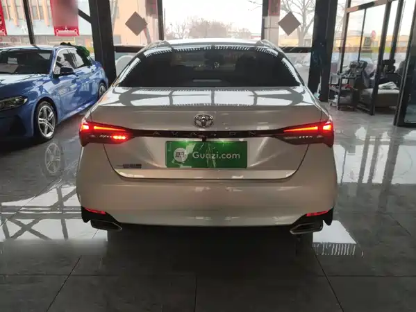 Toyota Avalon 2019
