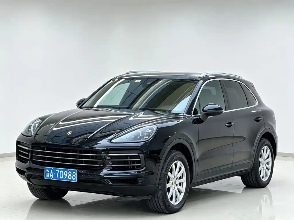 Porsche Cayenne 2018 — фото 1