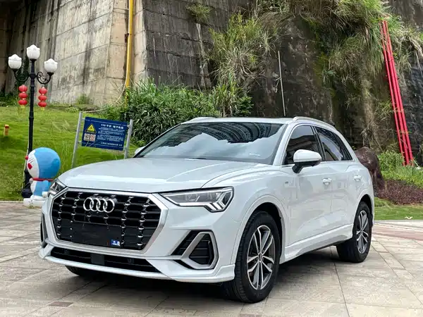 Audi Q3 2022