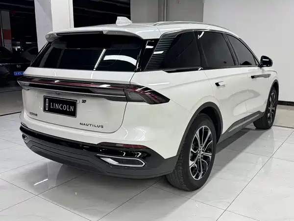 Lincoln Nautilus 2025