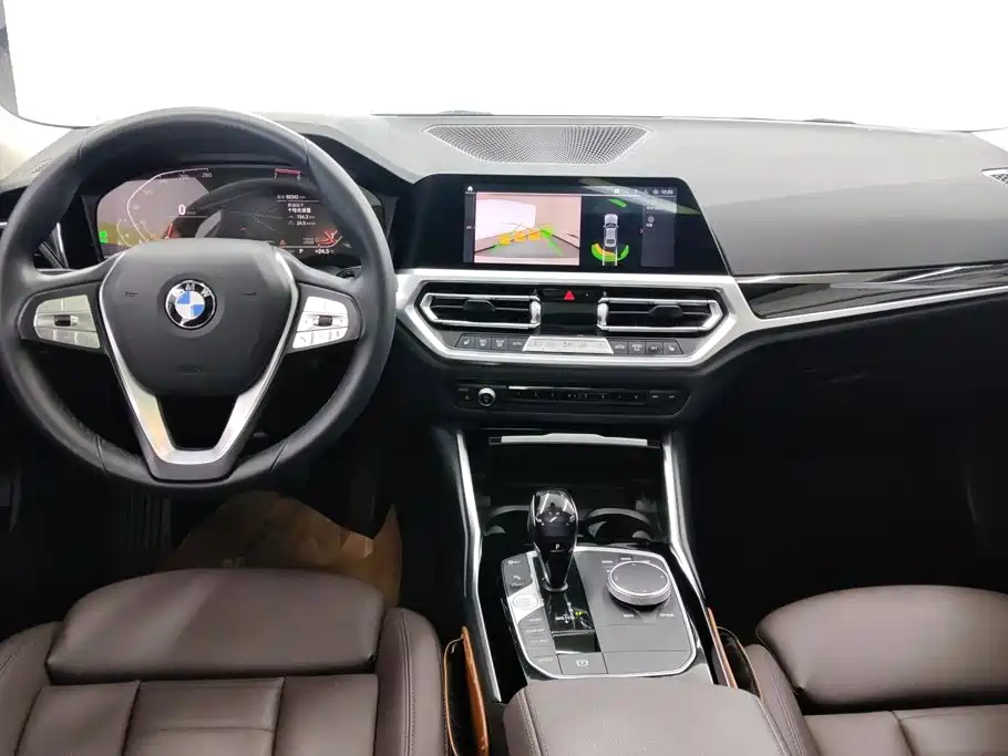 BMW 3 Series 2021 — фото 12