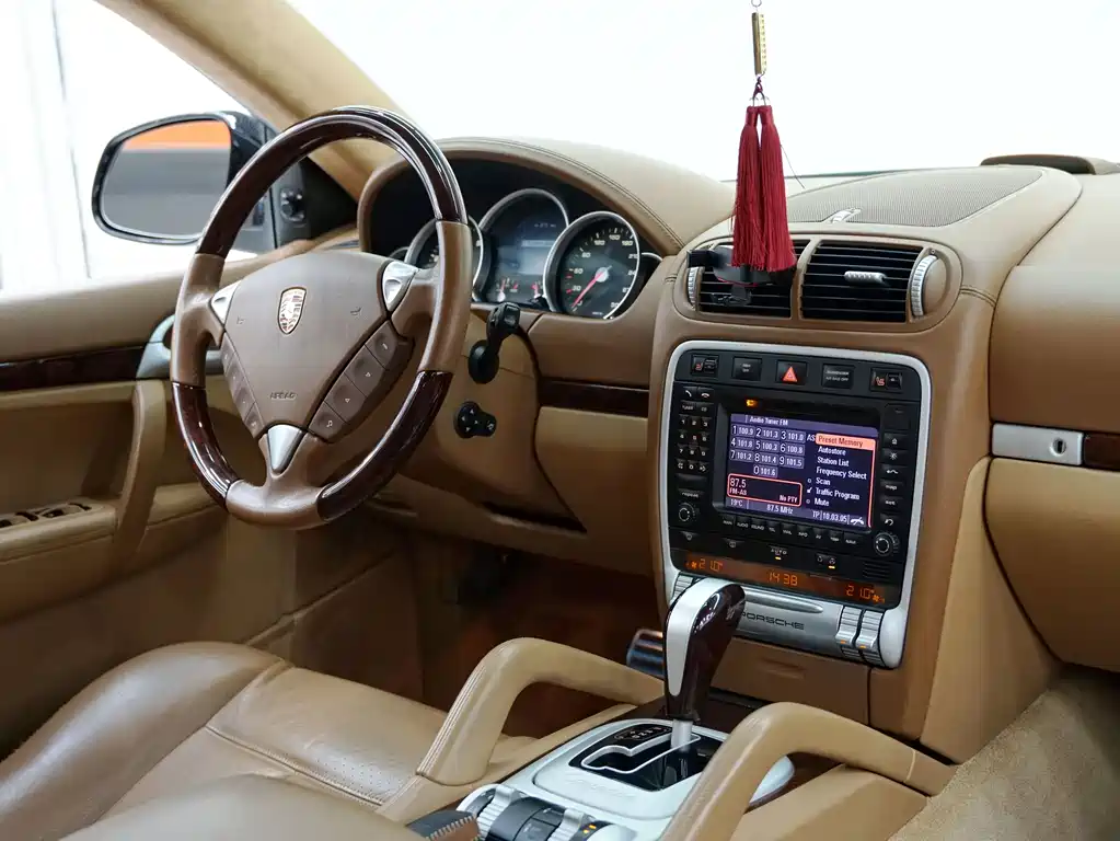 Porsche Cayenne 2006 — фото 18