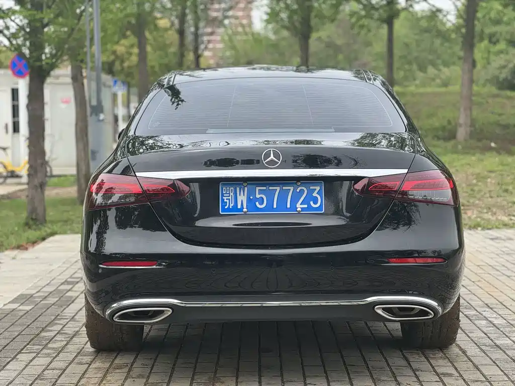 Mercedes-Benz E-Class 2021 — фото 10
