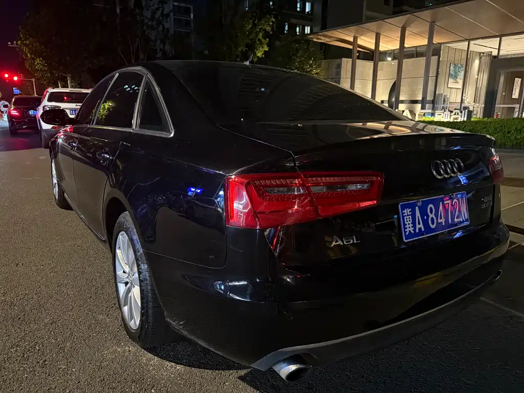 Audi A6L 2015 — фото 15