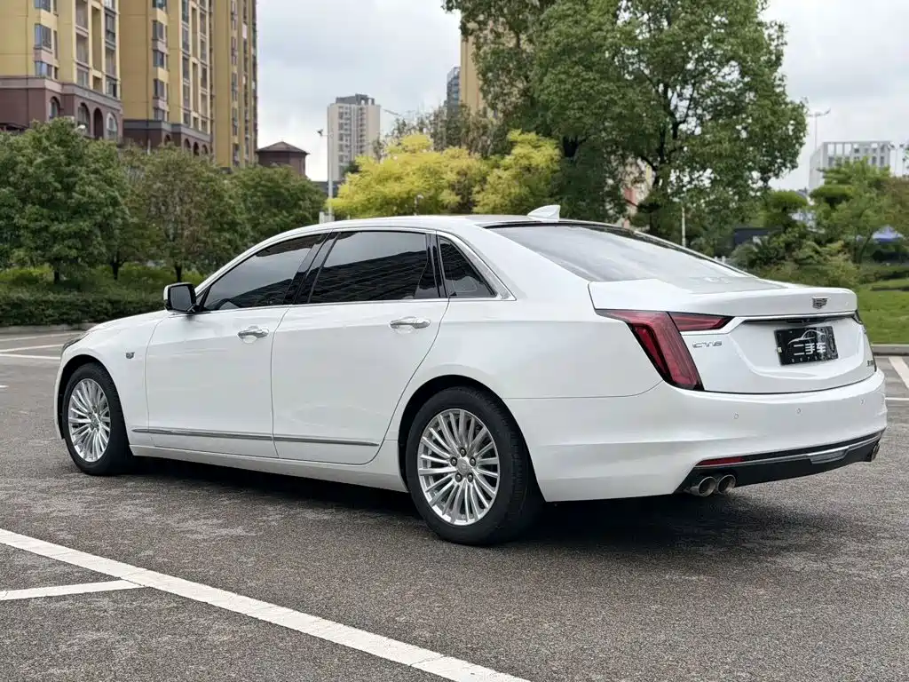 Cadillac CT6 2021 — фото 9