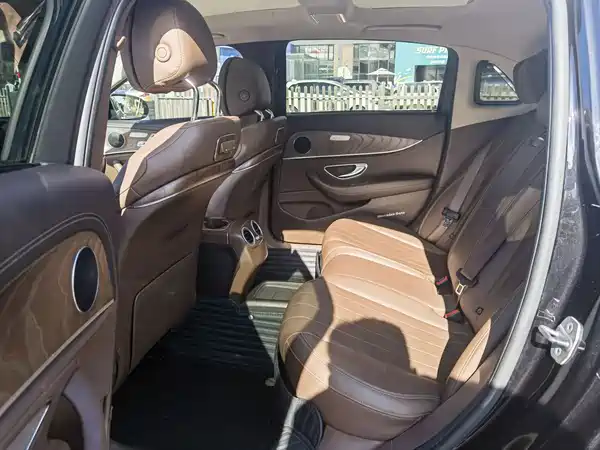 Mercedes-Benz E-Class 2018