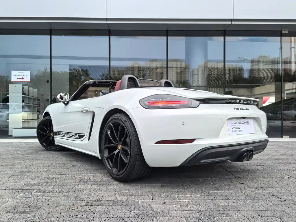 Porsche 718 2026 — фото 13