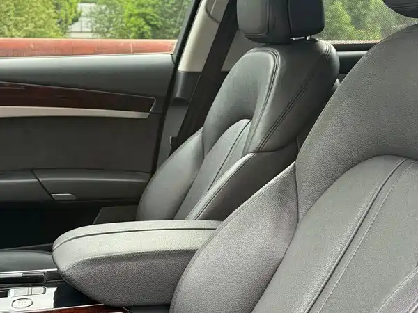 Audi A8 2013