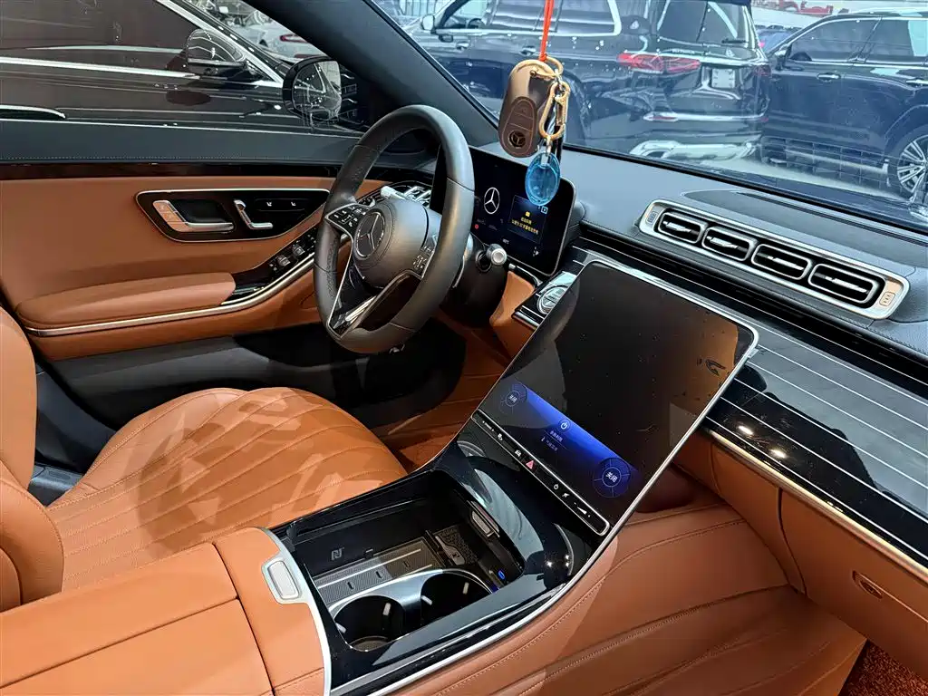 Mercedes-Benz S-Class 2024 — фото 11