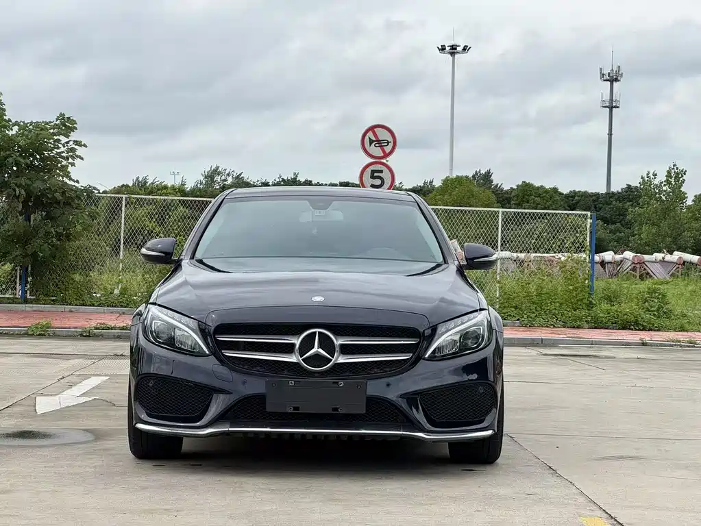 Mercedes-Benz C-Class 2017