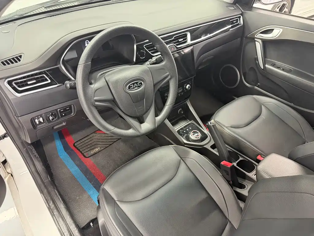 JAC iEVA50 2022