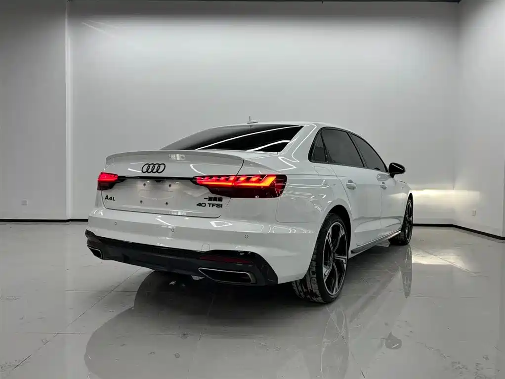 Audi A4L 2024