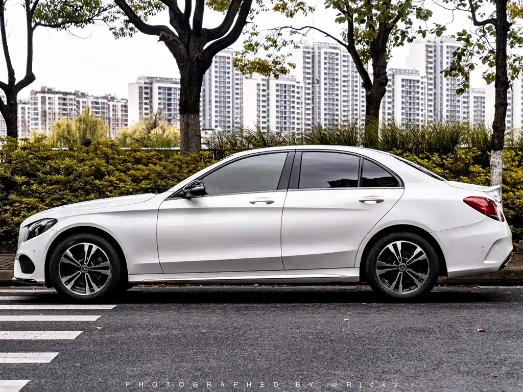 Mercedes-Benz C-Class 2017