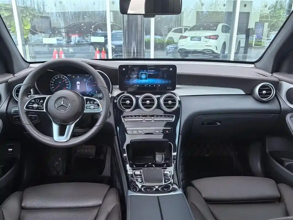 Mercedes-Benz GLC 2021 — фото 15