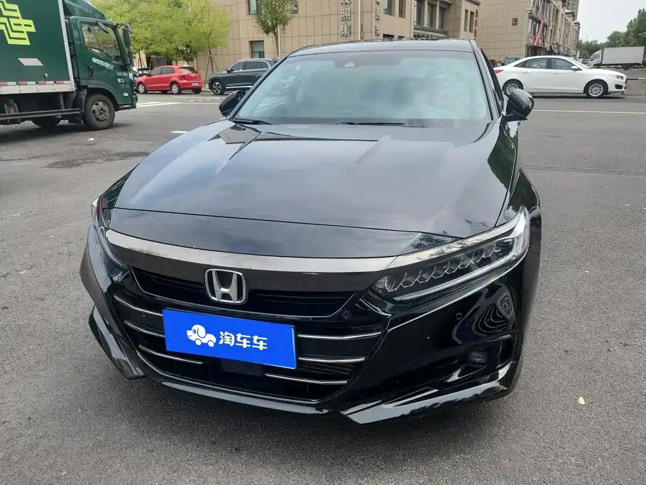 Honda Accord 2022 — фото 2