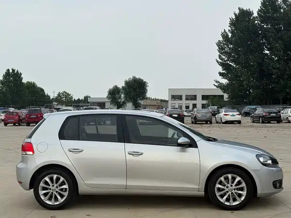 Volkswagen Golf 2014