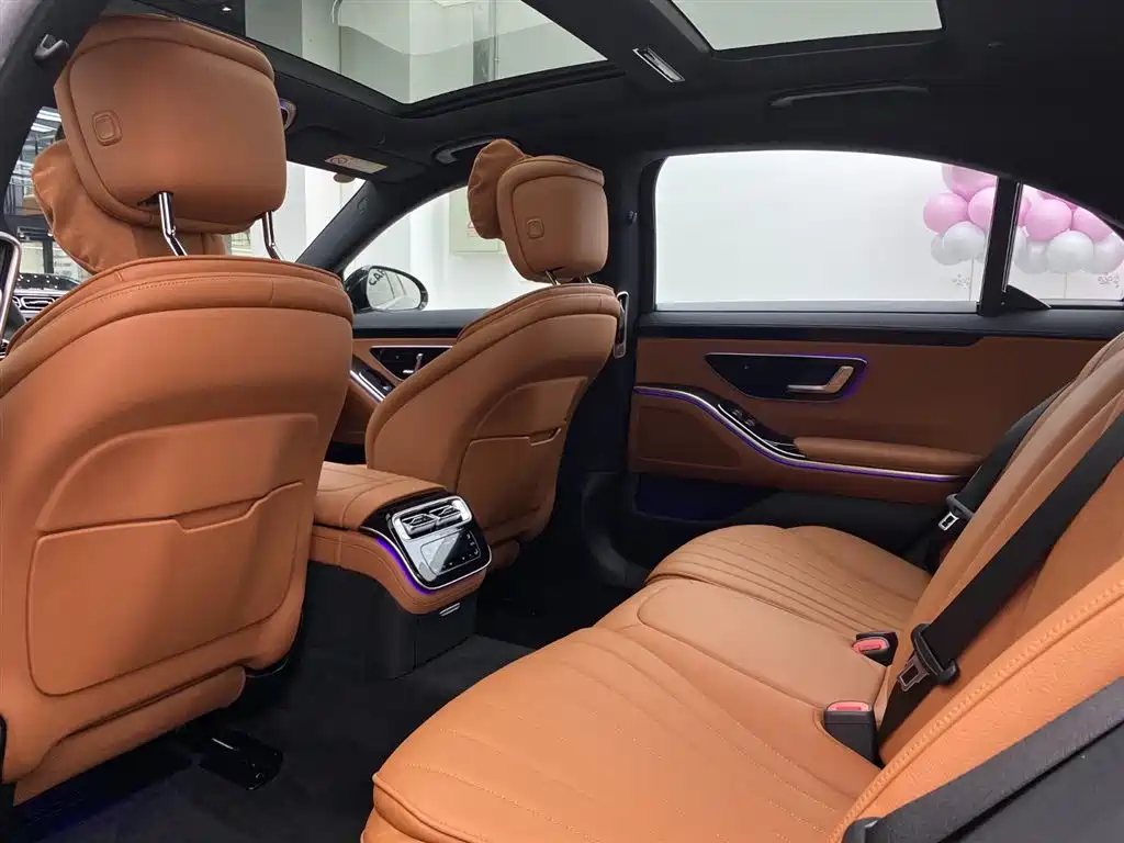 Mercedes-Benz S-Class 2024