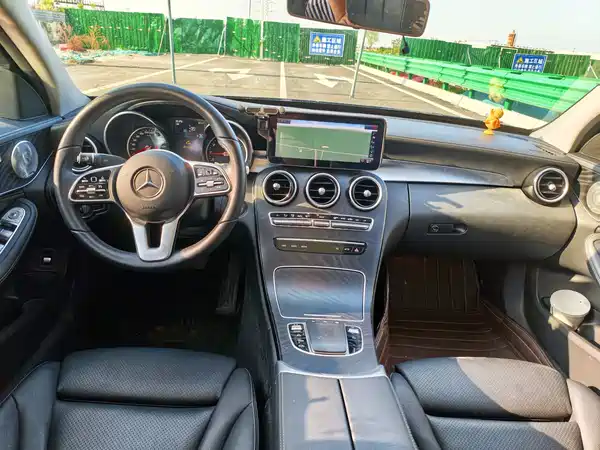 Mercedes-Benz C-Class 2019