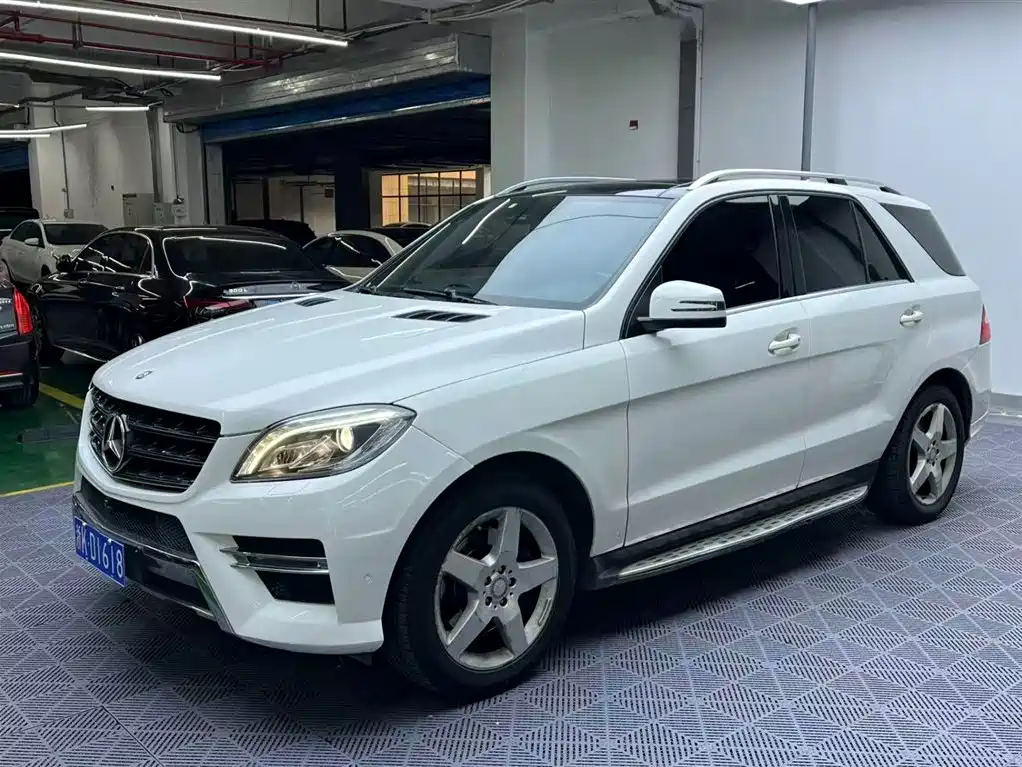 Mercedes-Benz M-Class 2015 — фото 1