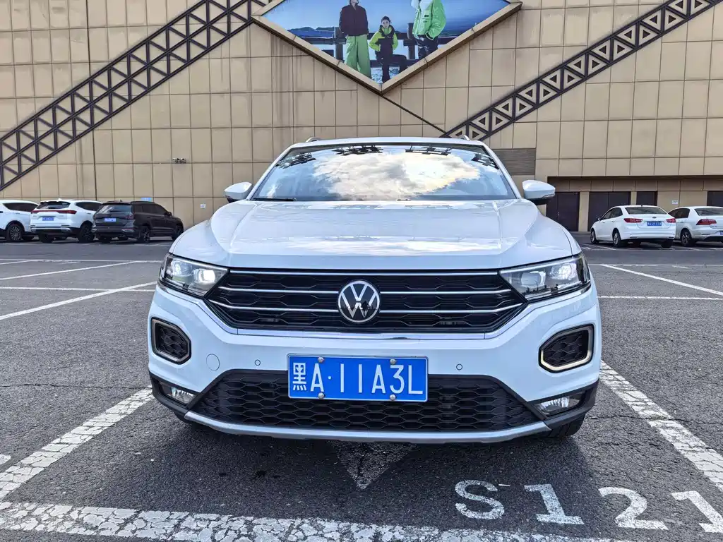 Volkswagen T-Roc 2022 — фото 3