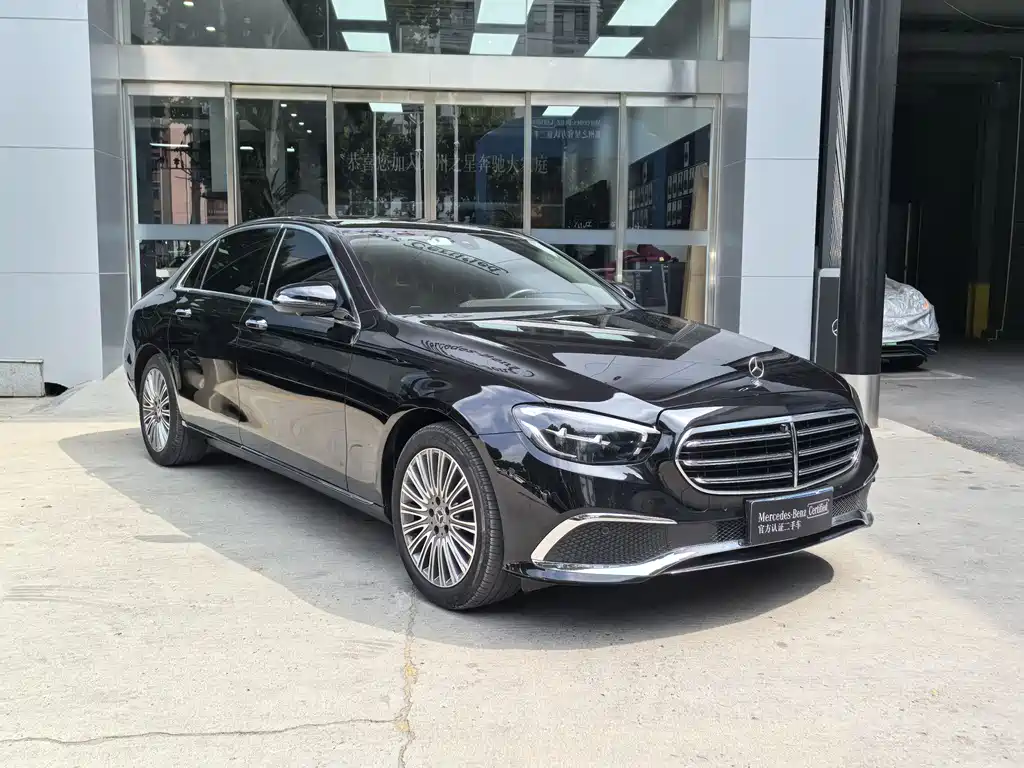 Mercedes-Benz E-Class 2023