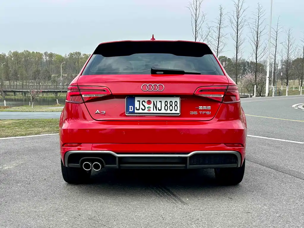 Audi A3 2018 — фото 4