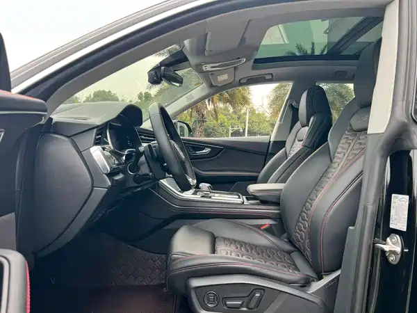 Audi Q8 2022