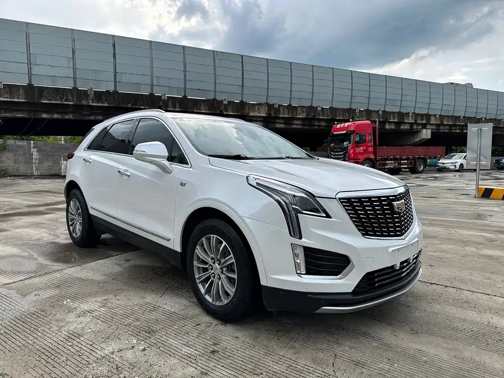 Cadillac XT5 2023 — фото 3