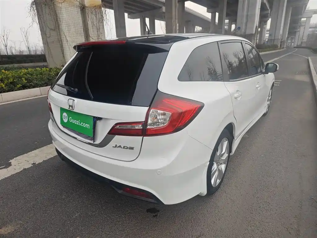 Honda Jade 2016 — фото 7