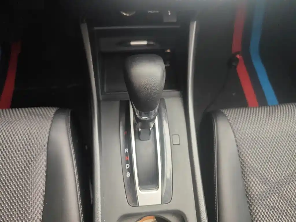 Honda Jade 2016 — фото 14