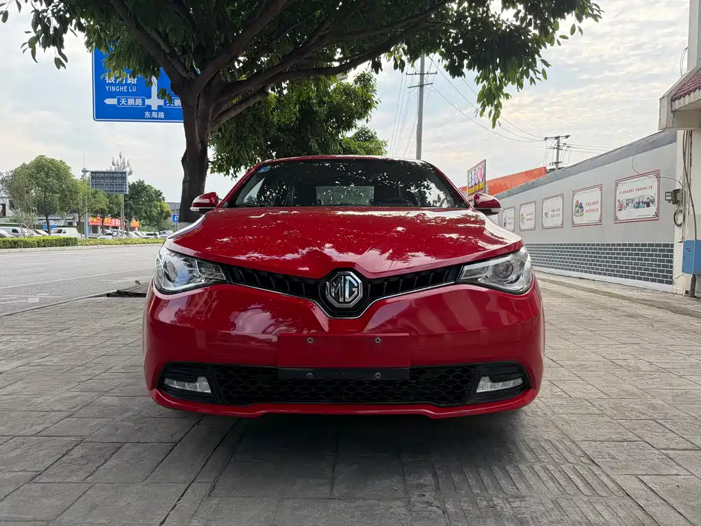 MG GT 2017