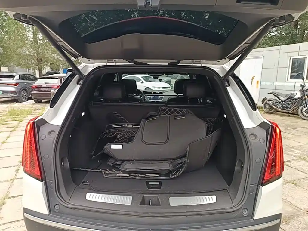 Cadillac XT5 2020 — фото 19