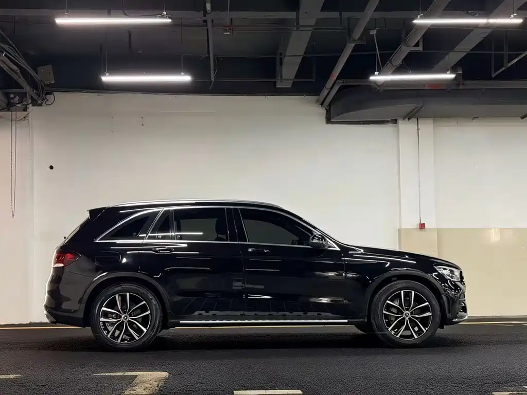 Mercedes-Benz GLC 2022 — фото 3