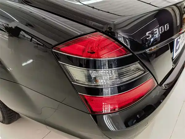 Mercedes-Benz S-Class 2008