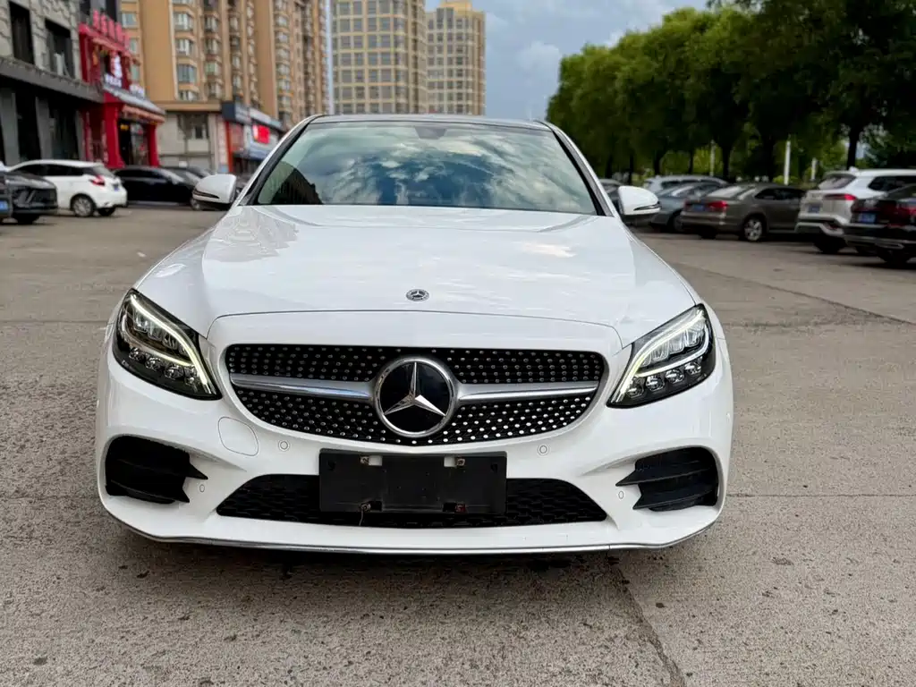 Mercedes-Benz C-Class 2021