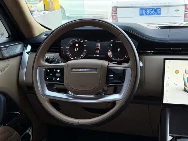 Land Rover Range Rover 2024
