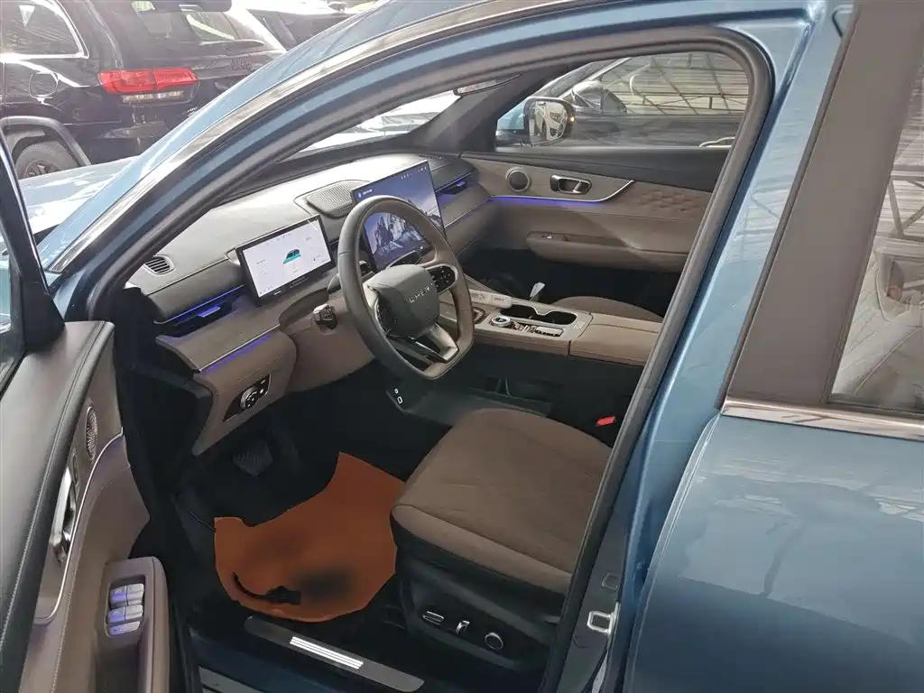Chery Tiggo 8 PLUS C-DM 2025 — фото 16
