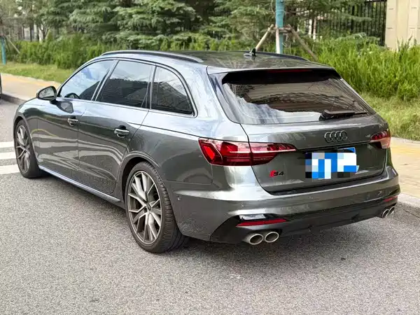 Audi S4 2023