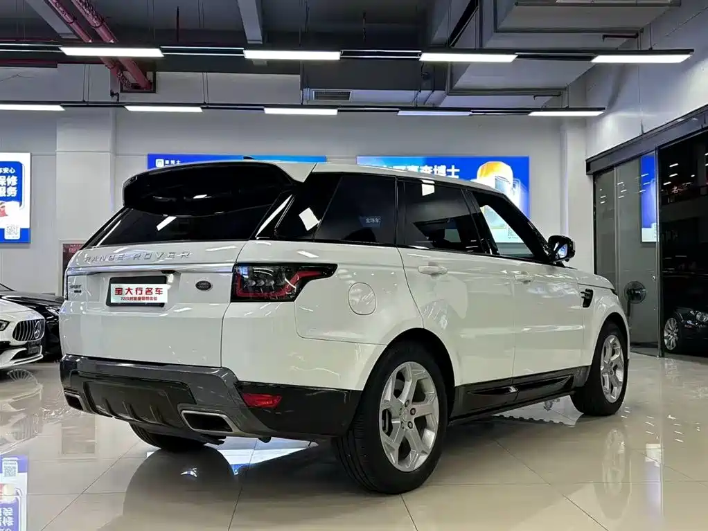Land Rover Sport PHEV 2019 — фото 2